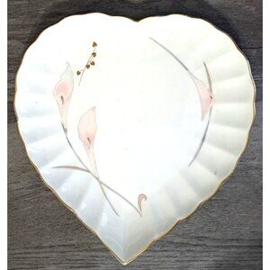 Mikasa Bellamy White Porcelain Gold Trim Heart Shape Plate Calla Lilies